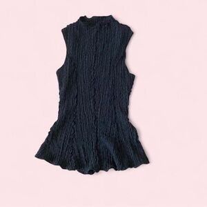 Black Sleeveless Textured Top